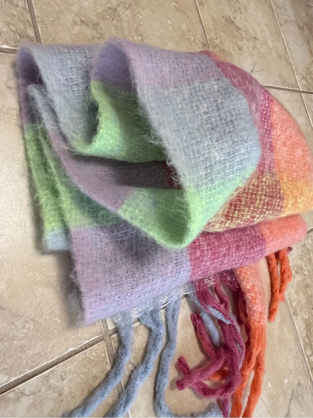 Old Navy Women’s Brushed Multicolor Plaid Fringe Rectangle Scarf Polyester